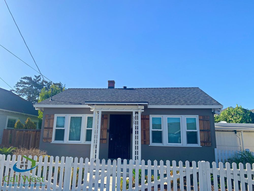$3095 - 2 Bd / 1 Ba Cottage Style Home Close to Downtown Sunnyvale property image