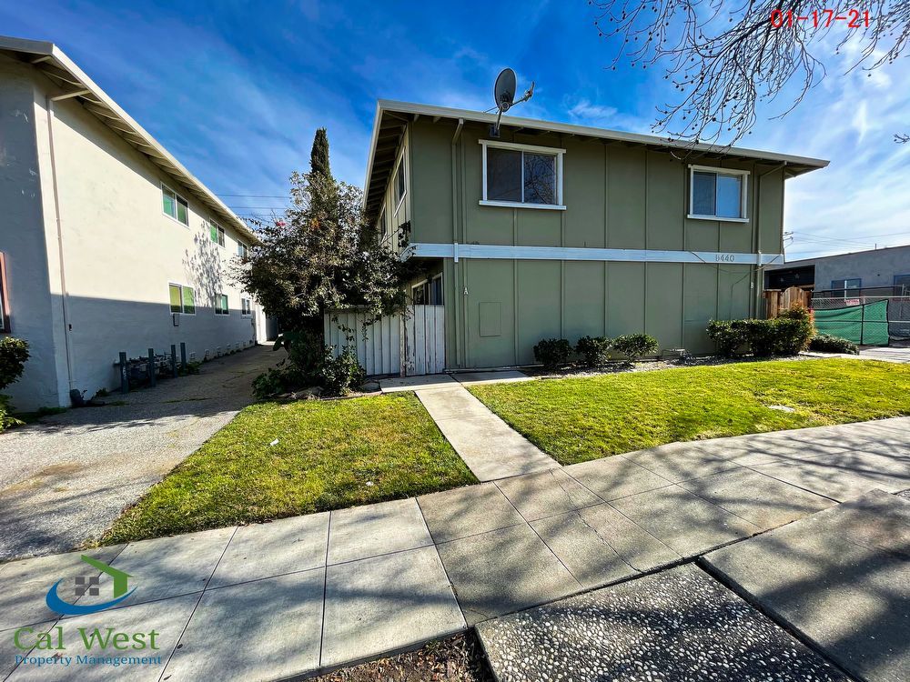 $2095-Conveniently Located, Townhouse-Style 2BD/1BA Apartment property image