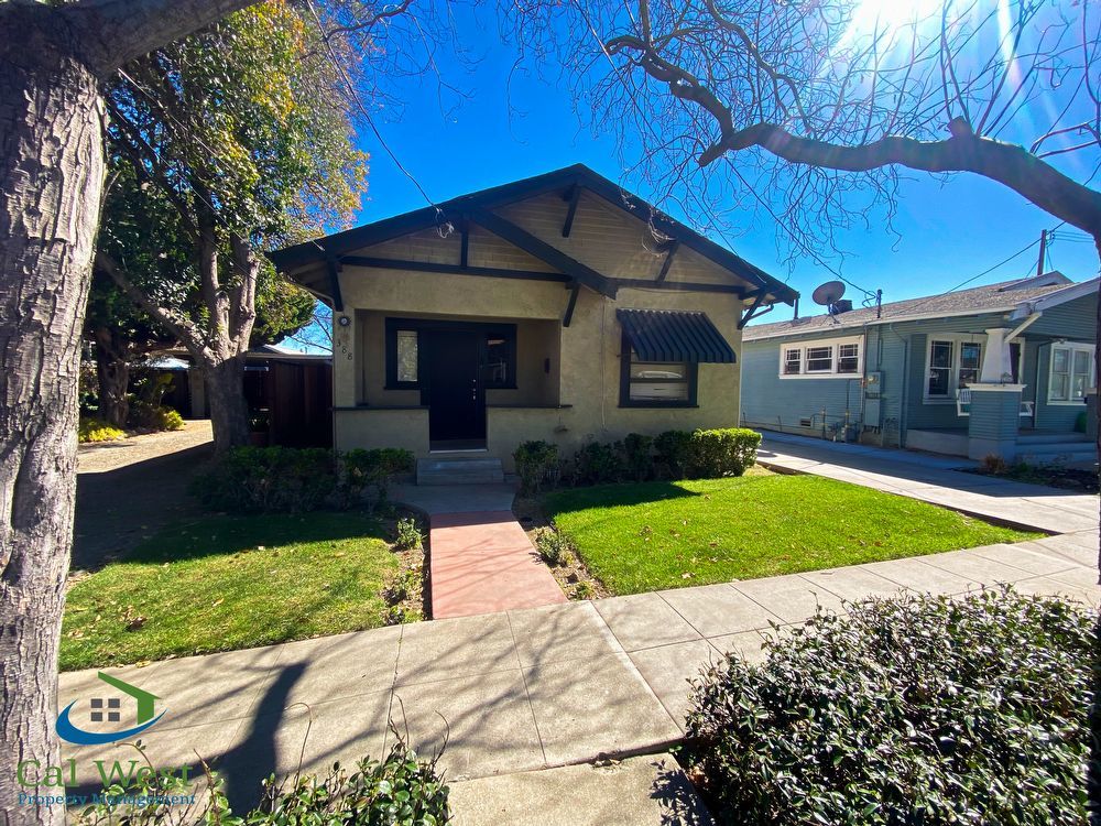 $2395-2 Bed 1 Bath Spacious Single Family Craftsman Style Home property image