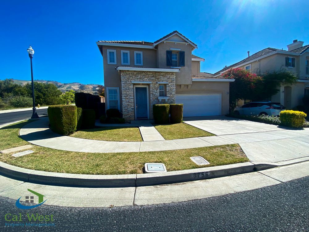 $3,995 - 3Bd/2.5 Bath 2 Story Home in Evergreen District Near Great Schools/Central Air Conditioning property image