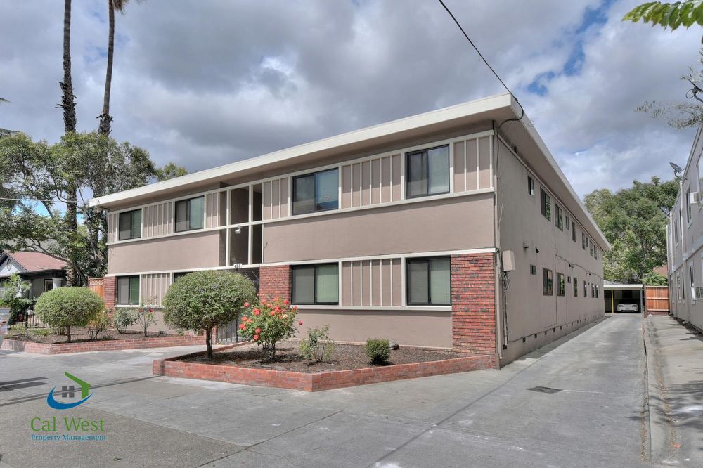 $2395 - Pristine 2 Bed/1 Bath Upstairs Apartment Downtown San Jose near SJSU! property image