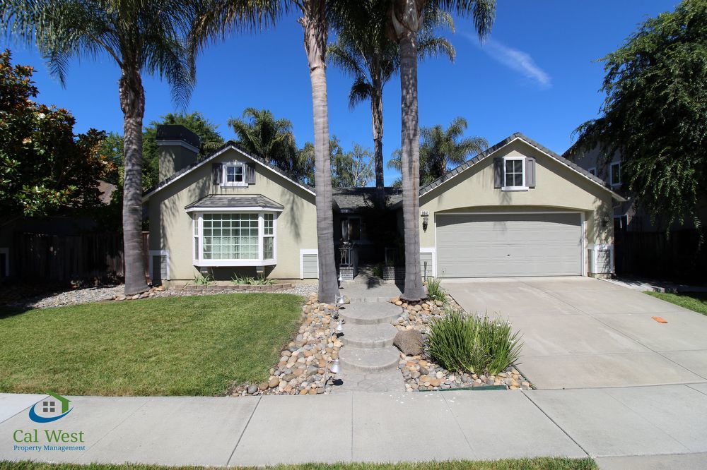 $3395 - 3 Bed/2 Ba Home Near Luigi Aprea Grade School in Gilroy/With Air conditioning property image