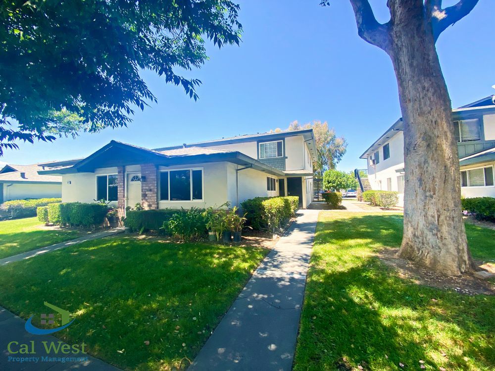 $2395 - Remodeled Town home in Blossom Valley 2 Bd/1 Ba Two Story Townhome property image