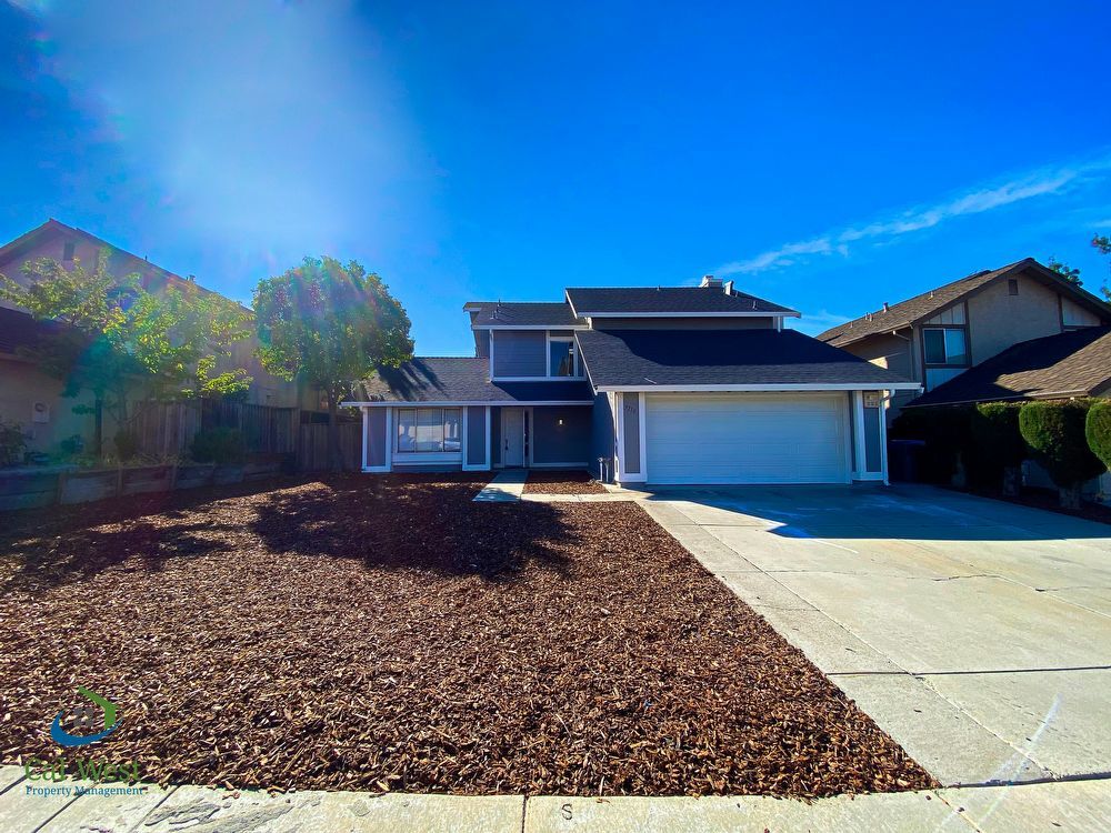 $4,195 -Remodeled 4 BD/2.5 BA near Evergreen High School property image