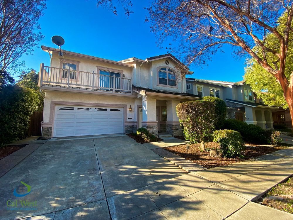 $6995-Amazing 4 Bed/3 Bath Home in Mtn. View Jackson Park Neighborhood! Central Air conditioning! property image