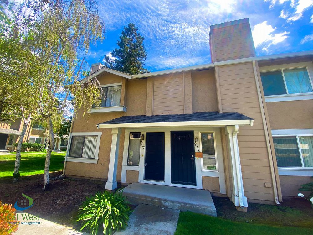 $2895 - 2 BD/2.5 BA Corner End Unit Condo in Berryessa Near The Foothills! property image