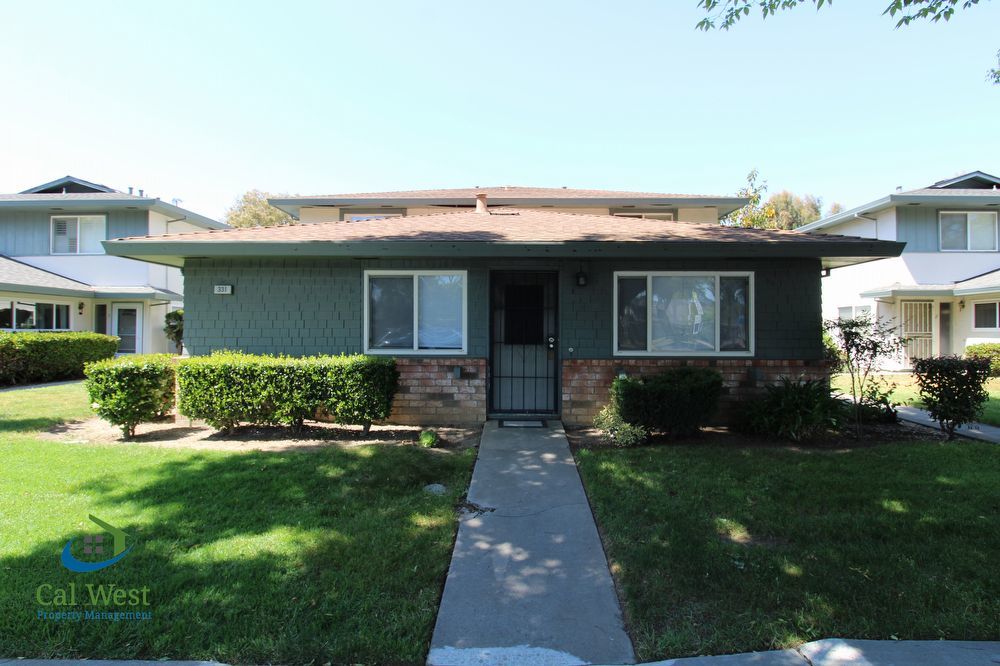 $2450 - Beautiful 2 Bd / 1 Ba Home in Blossom Valley Neighborhood of South San Jose property image