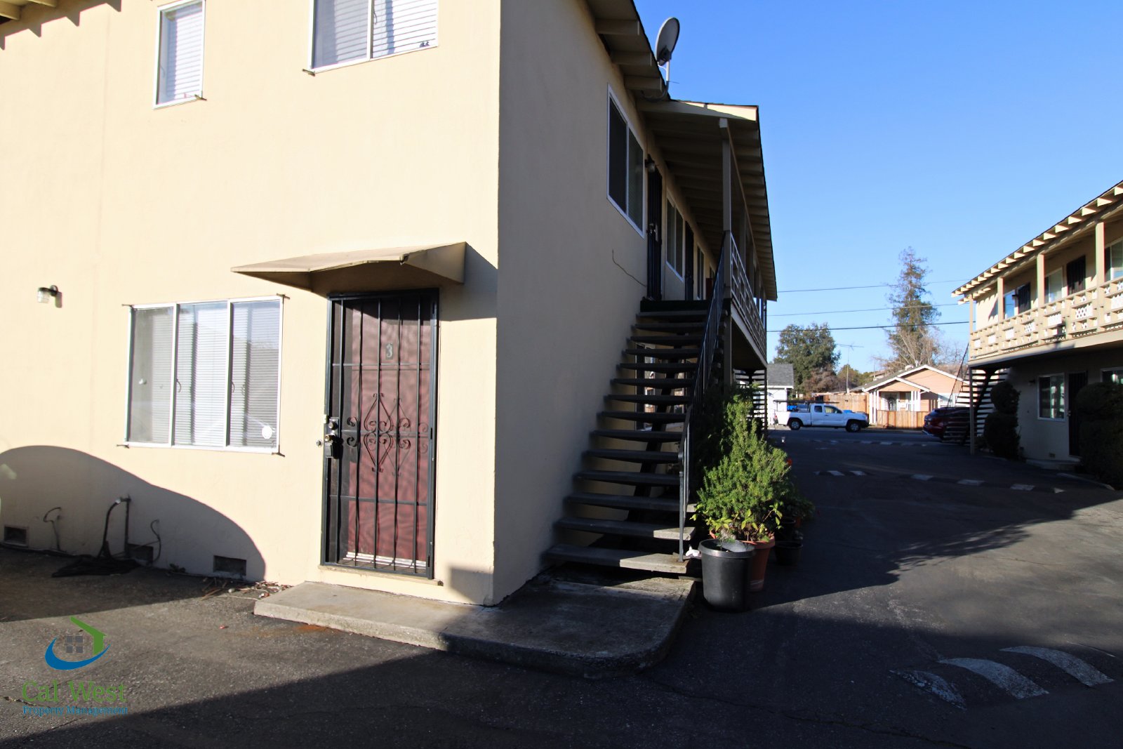 $1795 - REMODELED 1BD/1BA Downstairs Apartment Near the Rose Garden! Great Location in San Jose property image