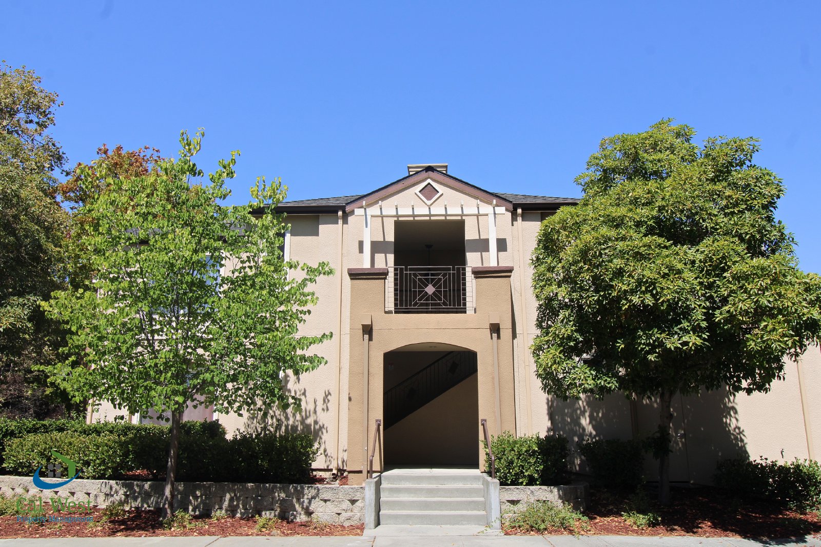 $2,895 Beautifully updated Condo at the Crescendo in the River Oaks Community nearby Intel, Cisco, Oracle, Yahoo! property image