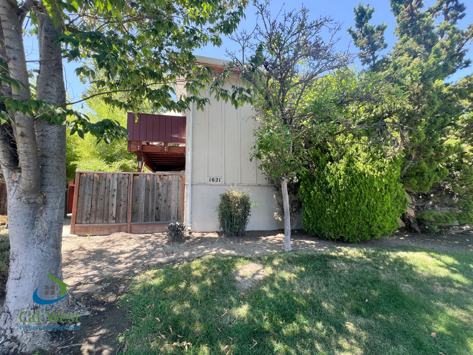 $2895 - Downstairs 2 Bed 1.5 Bath-Updated Kitchen near Westgate Center property image