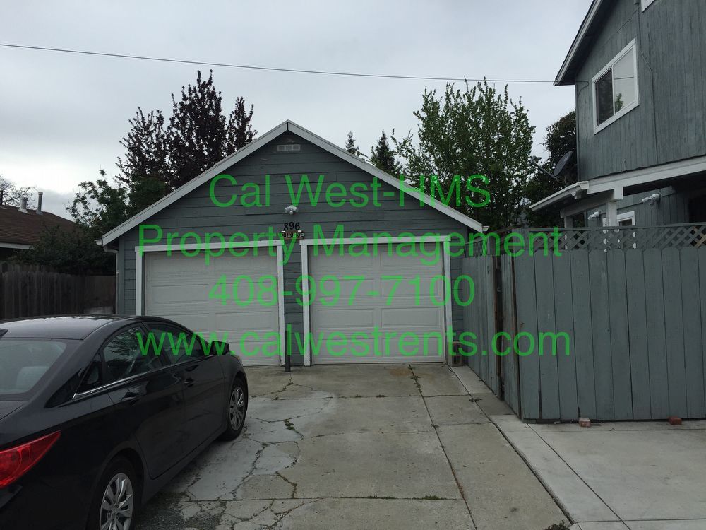 Spacious Home Near Brentwood Elementary School property image