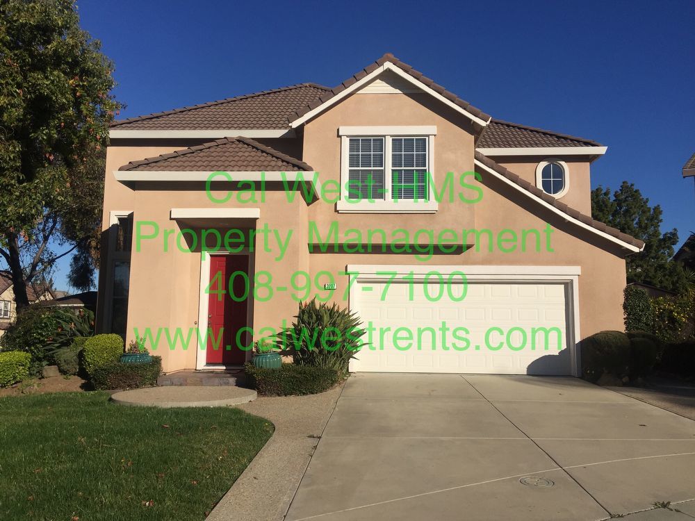 $3995 - 4 Bedroom 2.5 Bath Home nestled in Evergreen Foothills! property image