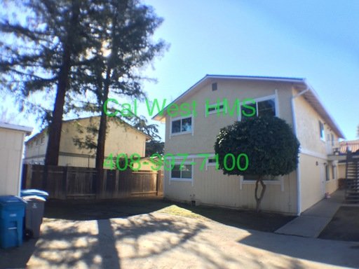 Upstairs 2 Bedroom 1 Bath South Gilroy Near Costco and Dining!! property image