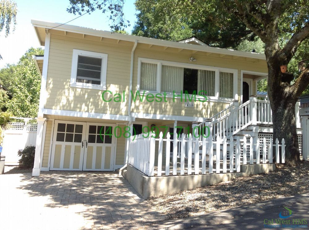 Quaint and Charming 3/2 Home located in Downtown Saratoga property image