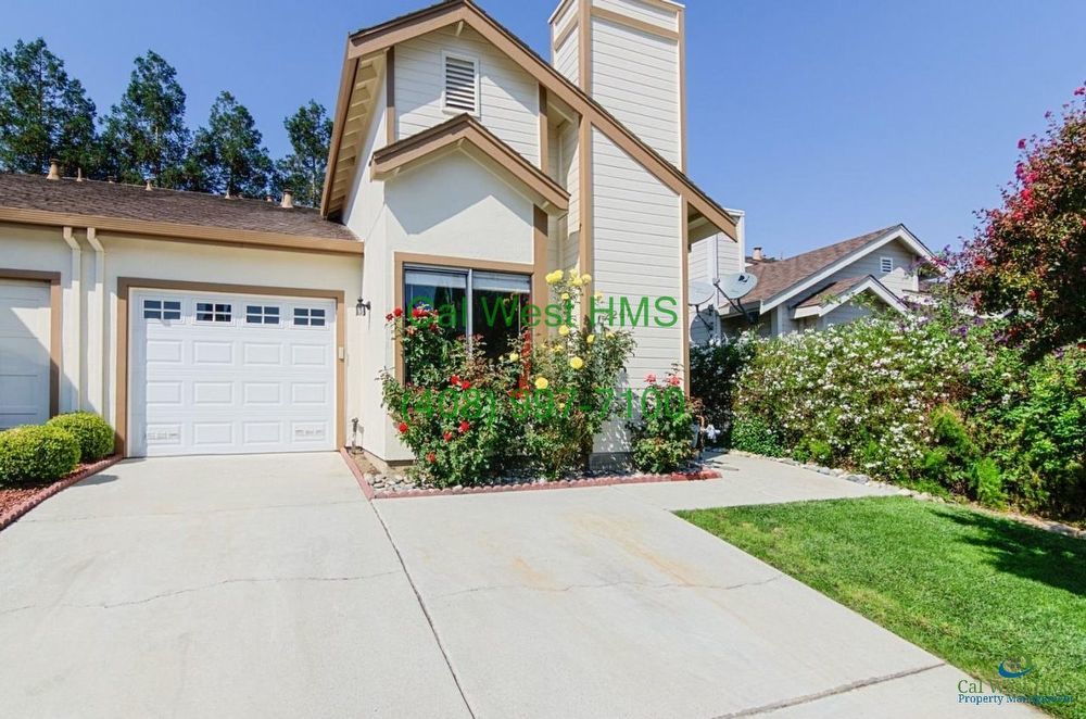 Cozy Duet Home in Chatham Sq. 2 Bed/2 Bath with Office Near Excellent Schools! property image