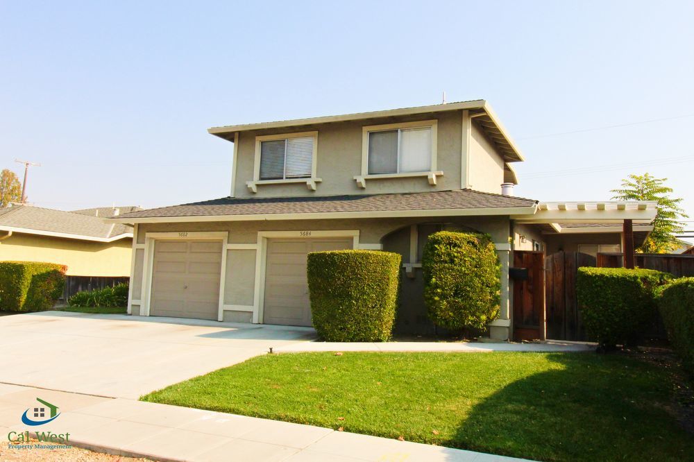 $2895 - Beautiful 2 Bed 1.5 Bath Duplex Available Now! Near Hwy 85/87 property image