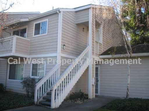 Cal West HMS Property Management presents this spacious 2 beds/2 baths townhome property image