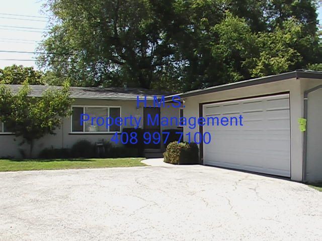 $2,195 - 2 Bedroom 1 Bath Duplex in Santa Clara conveniently located near El Camino Real property image