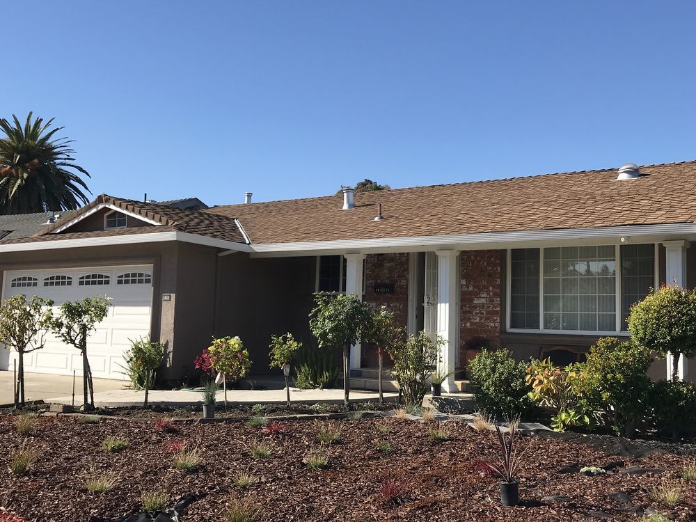 $3395 North SJ Remodeled 3 Bedroom 2 bath Home Close to light rail! Pet Friendly! property image