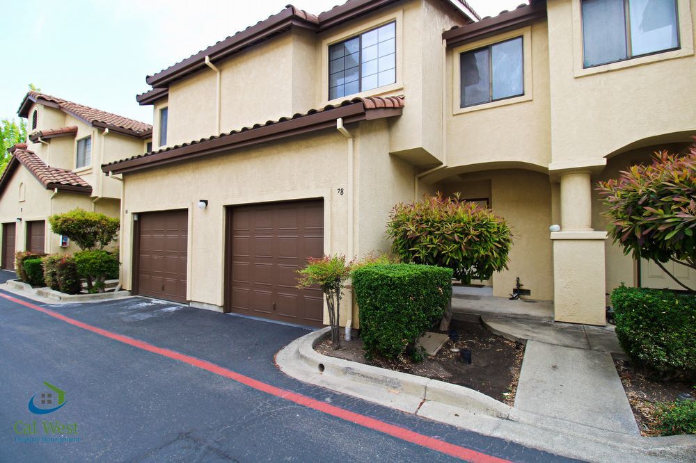 $3,300 - 2 beds/2.5 baths Townhome with two Master Suites Available for Rent! property image