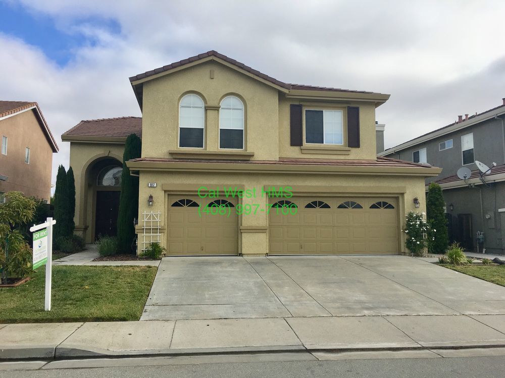 $3,500 - 4BD/2.5BA Gorgeous Home in North Gilroy - Great Location! property image