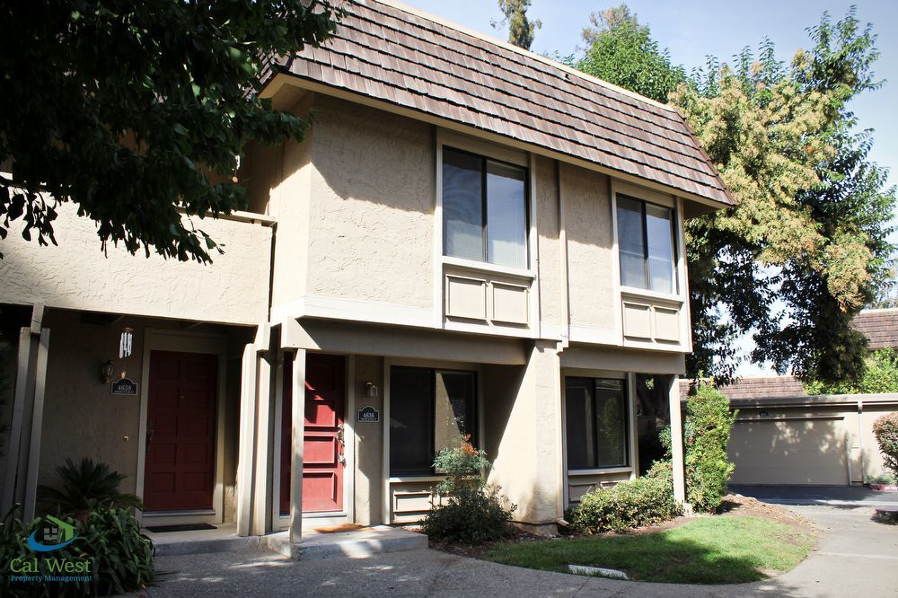 $3295 - 4 Bedroom/ 2.5 Bath End Unit Townhome in San Jose property image