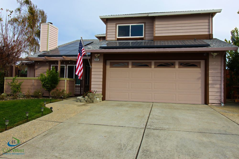 Beautiful 4/2.5 remodeled home in Gilroy near Welburn and Santa Teresa property image