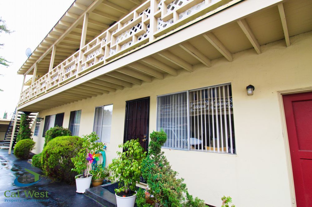 $1,895- Remodeled 1 Bed/1 Bath in San Jose - Downstairs Apt Near the Rose Garden! property image