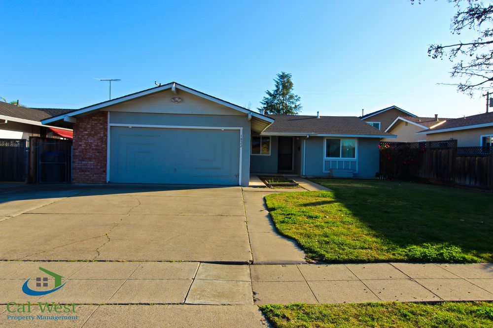 3,195.00 Great 3 Bd 1.5 Ba Home with modern upgrades in desirable Cambrian Community! property image