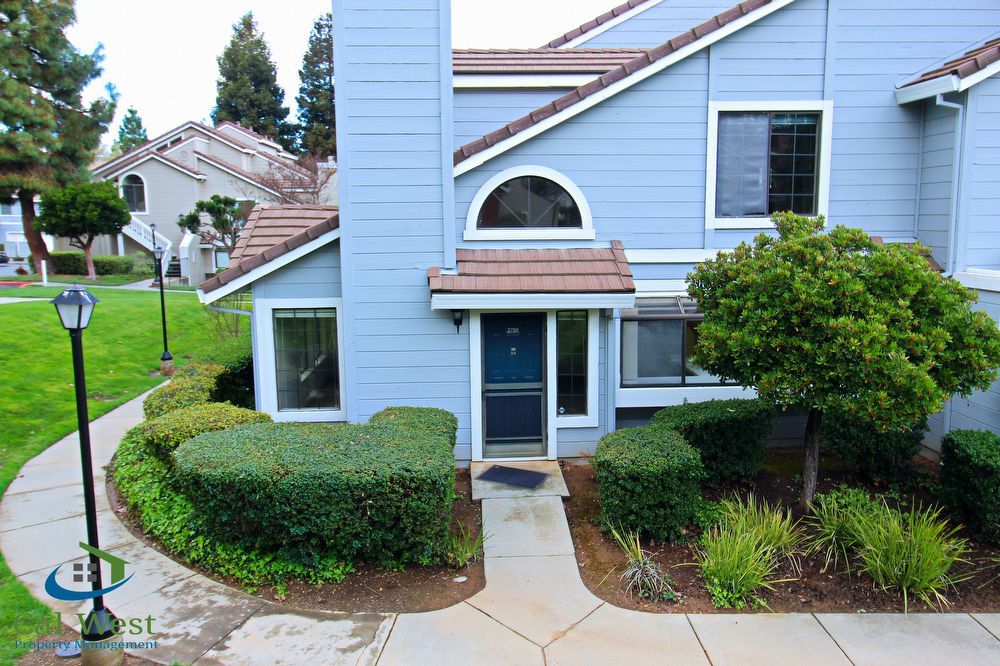 $3095-Spectacular Yerba Buena Villas 3 Bedroom, 2 Bath Townhome in Evergreen Community property image
